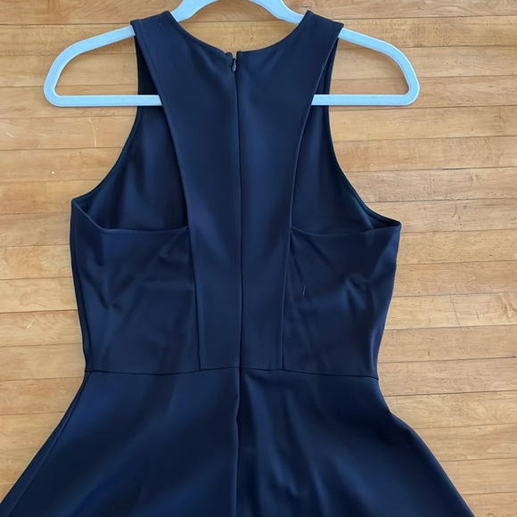 cupcakes and cashmere black fit and flare cocktail dress. Medium - Picture 4 of 4